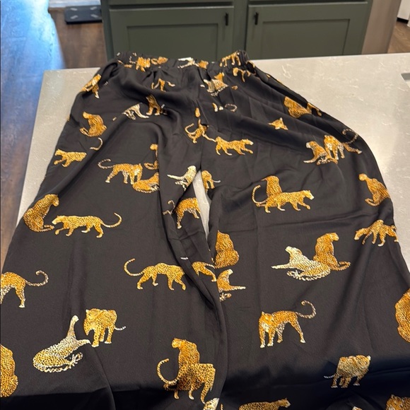 Mittoshop Black and Gold Wide Leg Pants - Picture 5 of 5